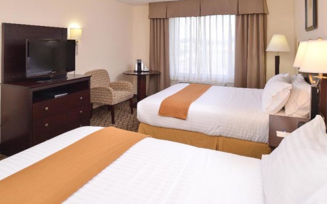 Holiday Inn Express And Suites St. Croix Valley