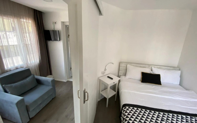 Piano Hotel