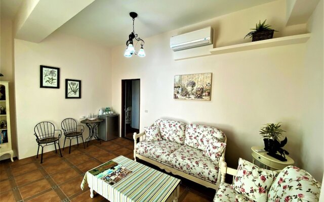 1969 Meters Square Seed B&B