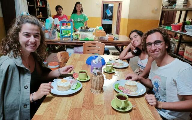 Chacha Homestay & Dormitory