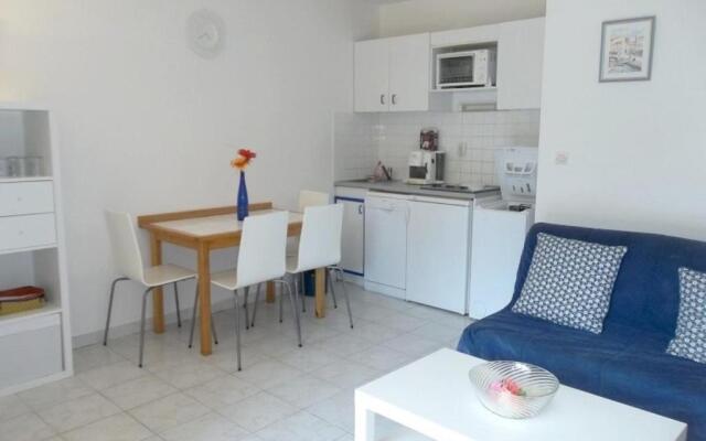 Appartement Le Lavandou, 2 pièces, 4 personnes - FR-1-251-359