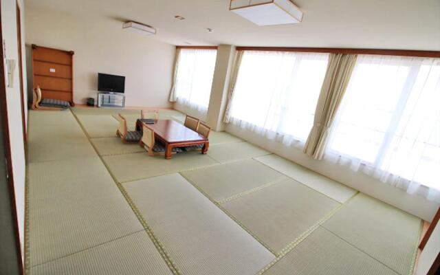 Lakeside Hot Spring Hotel Kunibiki