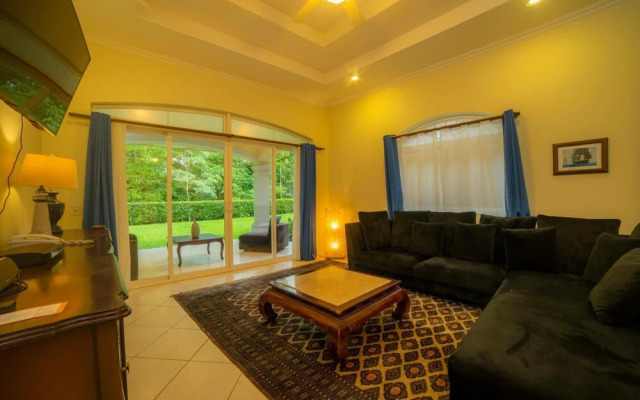 Colina 1F - 2 Bedr 2 Bath