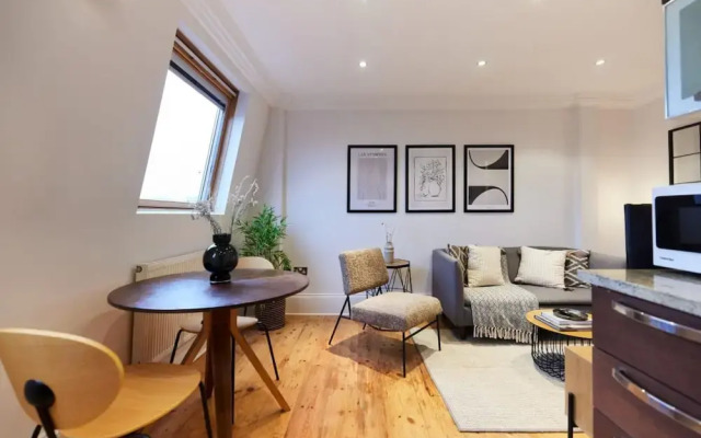 The Butterfield Green Spacious 1bdr Flat