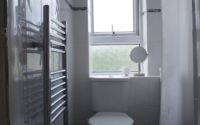 1 Bedroom Flat 15 Minutes From Edinburgh City Centre