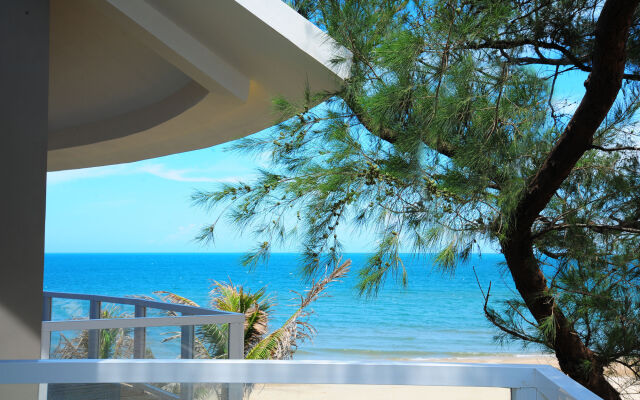 Sandunes Beach Resort & Spa