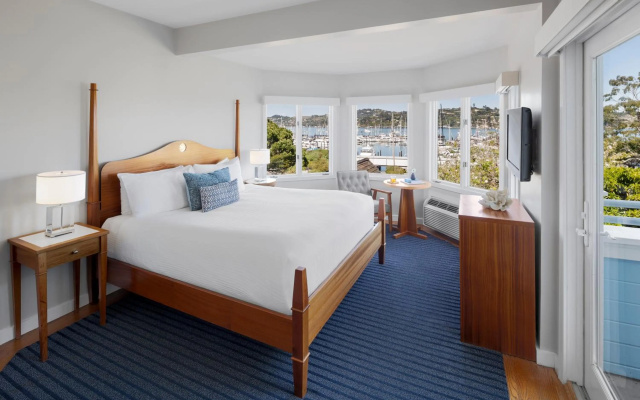 Casa Madrona Hotel & Spa