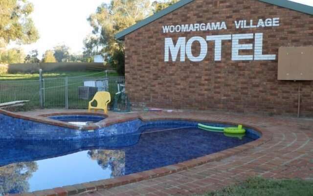 Woomargama Village Hotel Motel