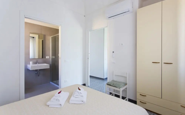Dune Home, Beachfront Home With Three Bedrooms 9 PAX