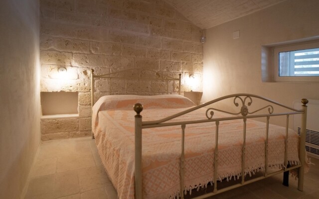 3195 Trullo Starbax by Perle di Puglia