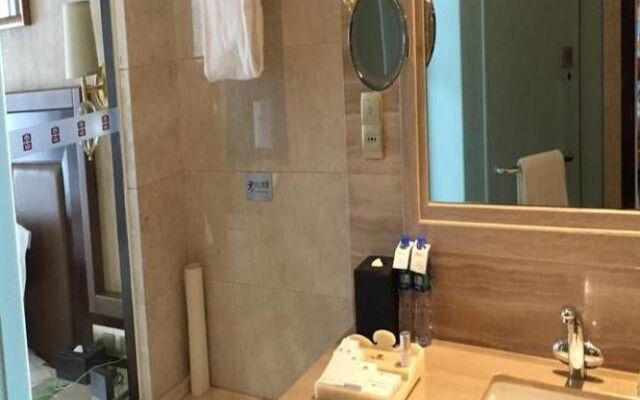 Qujiang International Hotel