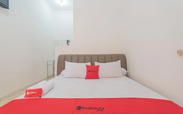 Batu Apung  by RedDoorz