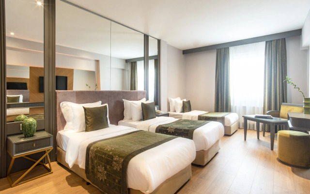 Oran Hotel