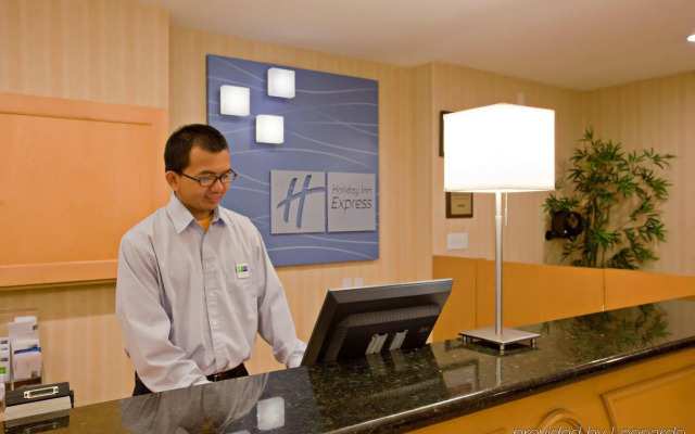 Holiday Inn Express San Bernardino - Colton by IHG