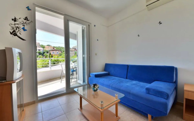 Apartment Sani Karlobag 30011