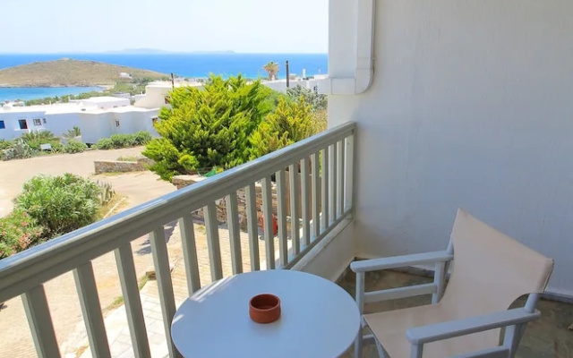 Home with View of Agios Ioannis in Tinos