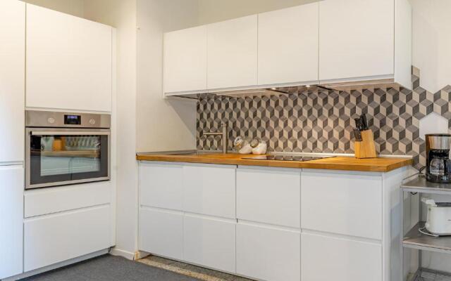 Moderno Loft a due passi dal lago