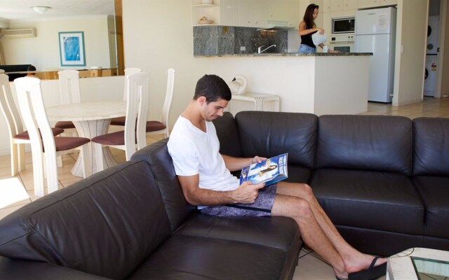 Surfers Mayfair Apartments