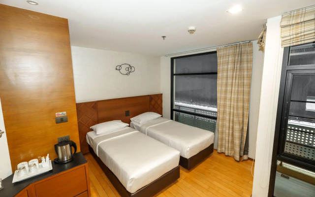 Marvin Suites Hotel