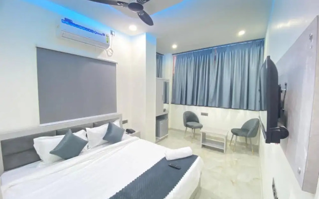 Hotel Sky City
