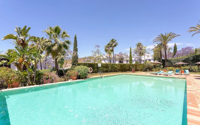 Exclusive 2BD Apartment Heated Pool Flamingos Golf