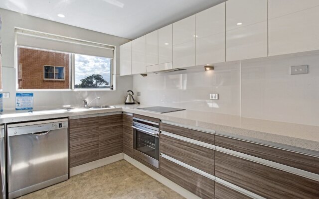 Shoal Towers, Unit 3/11 Shoal Bay Road