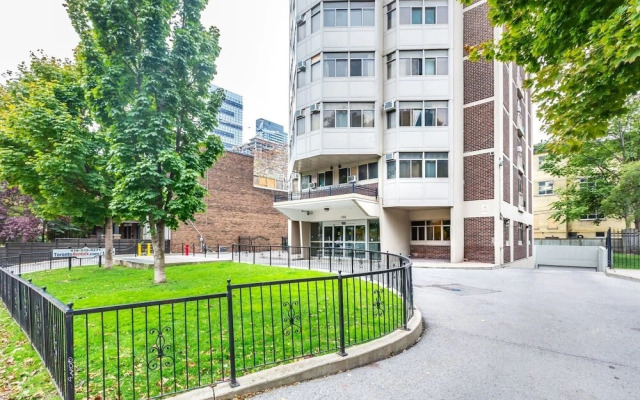 Budget Friendly Stay in Downtown