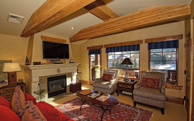 The Chateaux Deer Valley