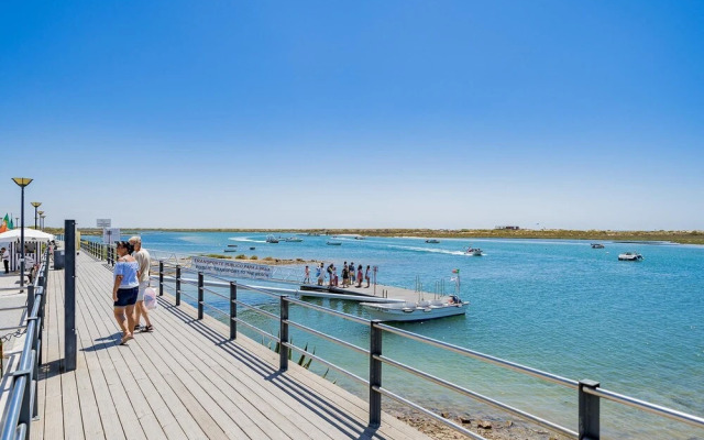 Traditional Seaside Tavira Apartment Ideal Homes