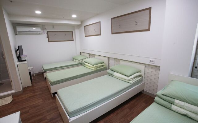 Namsan Guesthouse