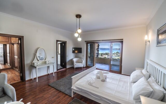 Villa Torba Bay 1/A by Evtatilim