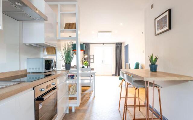 Cedar Apartments