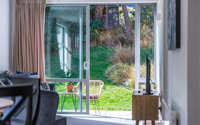 Central Luxury Apartment 114