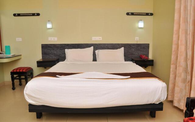 Hotel Rajam