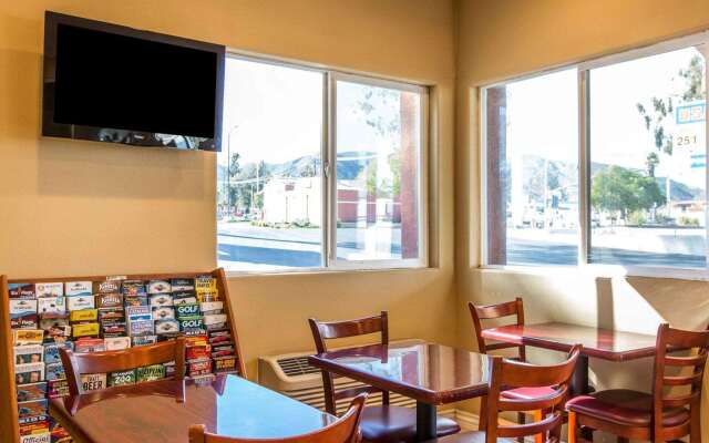 Rodeway Inn & Suites Corona