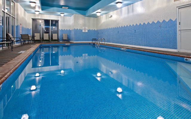 Holiday Inn Louisville Airport South by IHG