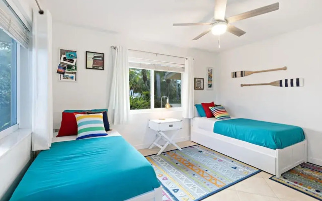 Walking From the Beach 3Br Villa
