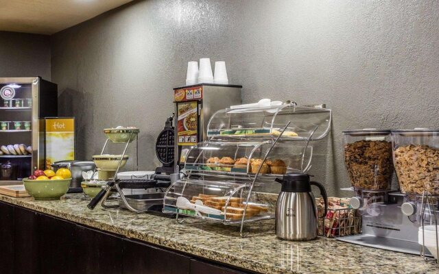 Quality Inn & Suites Columbia
