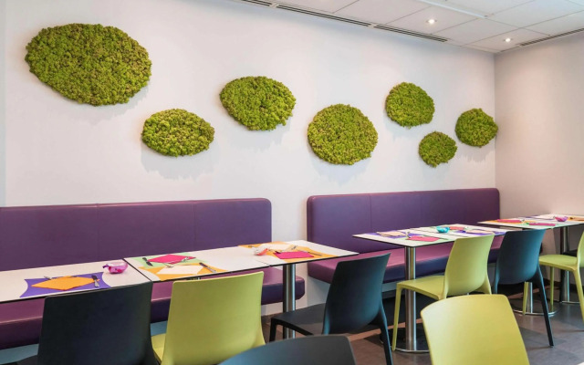 ibis Styles Montbeliard Centre Velotte