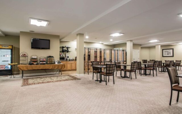 Riverside Hotel, an Ascend Collection Hotel