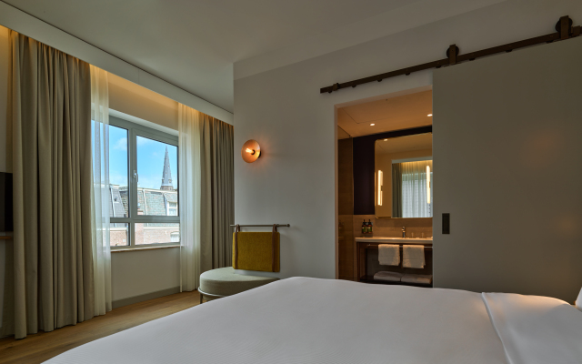 voco The Hague by IHG