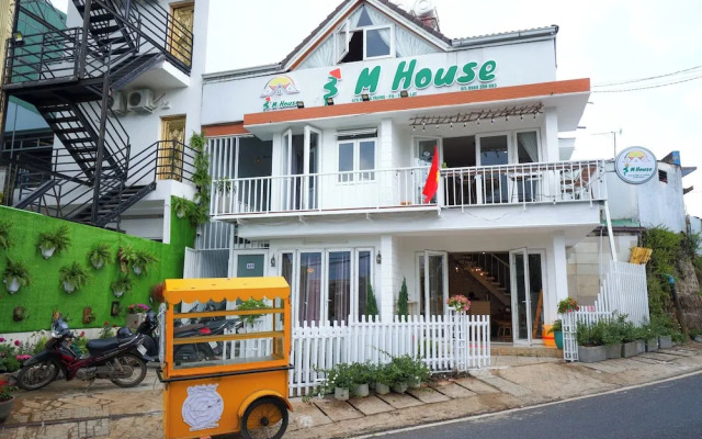 Homestay 3M House