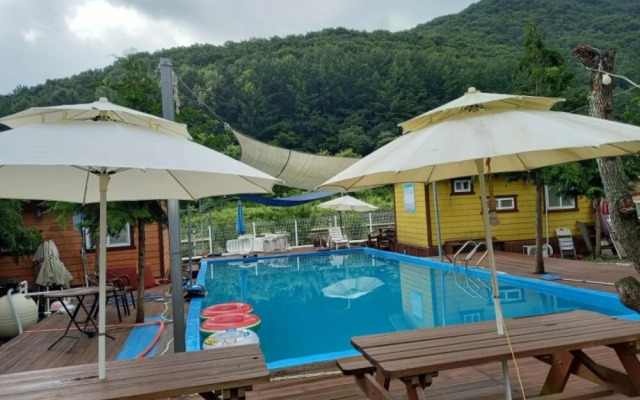 Wanju Cypress Forest Story Pension