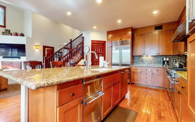 Timbers #2 4 Bedroom Townhouse