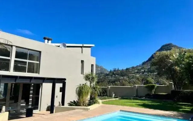 Harbour's End Guest House