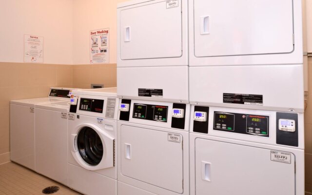 Holiday Inn Express Breezewood by IHG