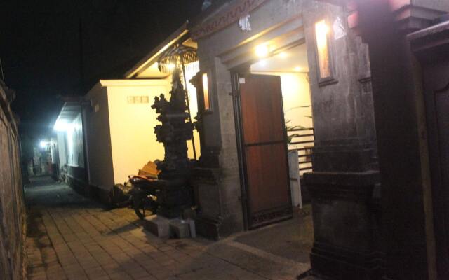 Letos Kubu Homestay