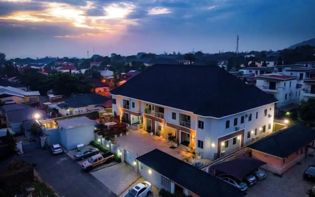 D'Stolz Villa and Hospitality