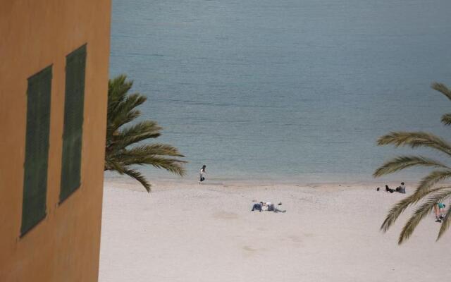 Lovely 38m2 apartment in Menton old town