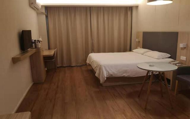Hanting Hotel Jingzhou Jianli Jiangcheng Road